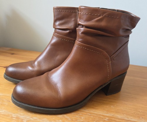 Collection brown leather - m&s,