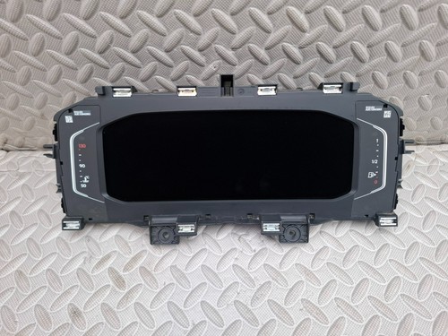 Polo mk6 digital - ,