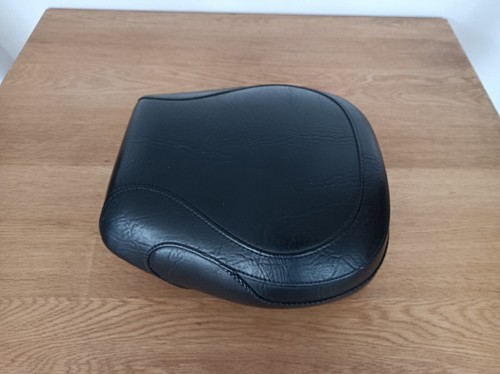 Kawasaki meanstreak rear seat - kawasaki,