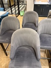 Four Bar/Island Stools Wood/Faux Velvet