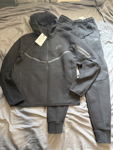 Nike tech fleece tracksuit - tech,