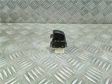 Right Front Window Switch (Left Hand Drive Car) Mitsubishi Space Wagon (N80/N90