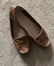 M & S Footglove Tan Flat Leather pumps Size 5.5 Vgc
