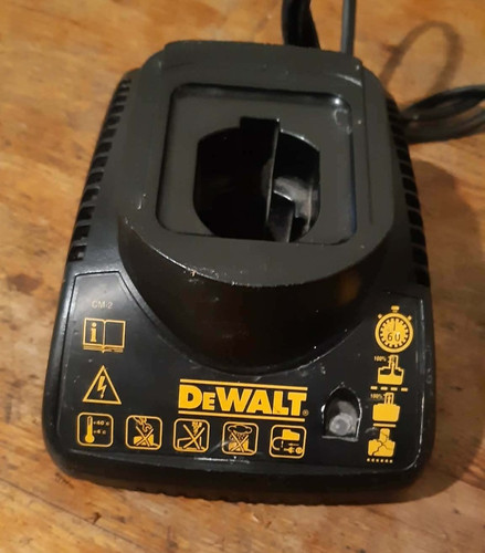 Genuine dewalt de9118 - genuine, battery