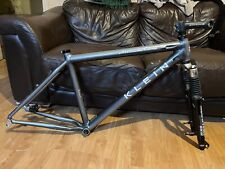 Klein Attitude Comp 2001, with