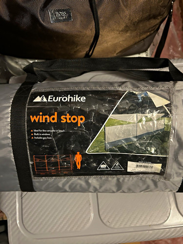 Eurohike windbreak with - windbreak,