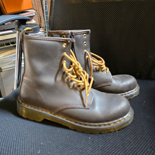 Martens 1460 brown leather - dr.,