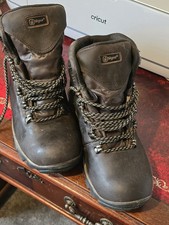Ladies Higear Walking/Hiking Boots Size 6