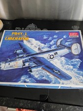 Academy Minicraft 1/72 PB4Y-1 Liberator / Privateer