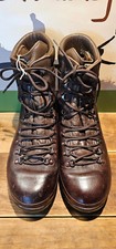 Altberg Defender lightweight