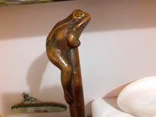 A Fine Victorian Carved Wooden Frog Walking Stick Handle c1880/1900