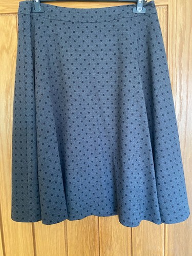 Boden swishy wool skirt size - boden,