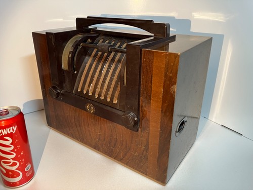 Vintage radio quirky - vintage,