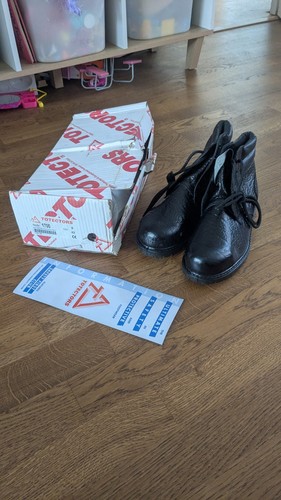 Totectors black leather steel - leather,
