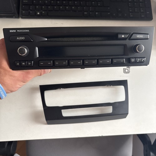 Bmw 2008 series - bmw, radio