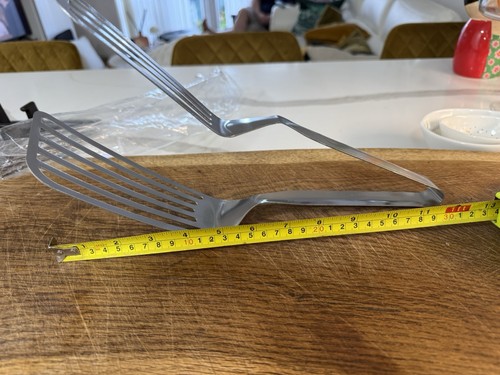 Stainless steel slotted fish - stainless,