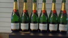 Moet chandon brut empty - &,