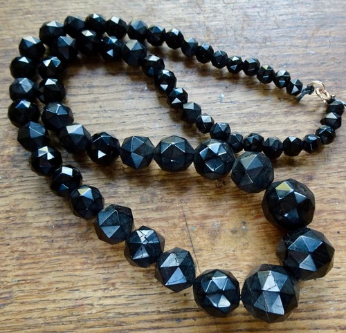 Antique victorian whitby jet - victorian,
