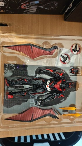 Yamaguchi batman beyond - batman,