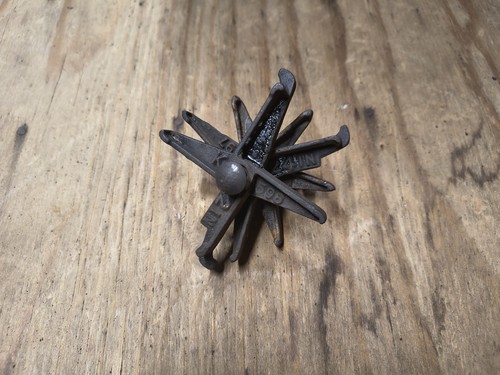 Planet threaded seed - planet,