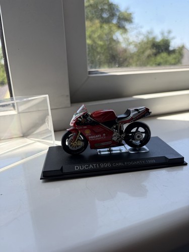 Ducati 996 carl fogarty - carl, 1/24