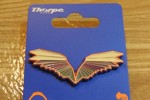 Thorpe park hyperia wings pin - wings,