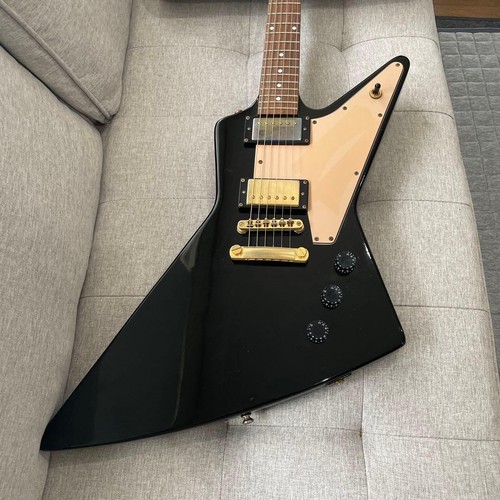 Tokai explorer black electric - tokai,