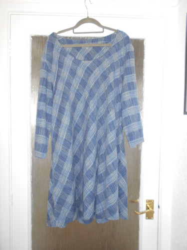 Sahara blue check longline