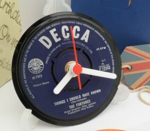 The fortunes clock side - clock, table