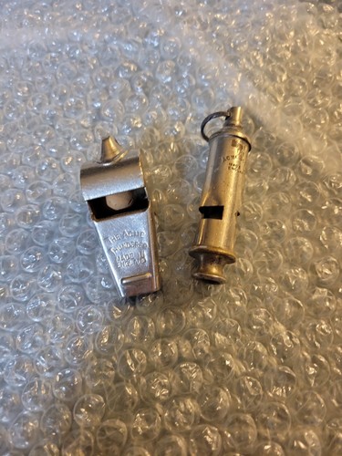 Vintage whistles acme - 2,