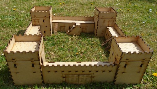 28mm castle with tower - tower, each