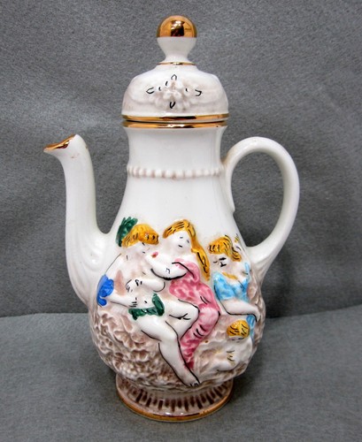 Capodimonte porcelain napoli - capodimonte,