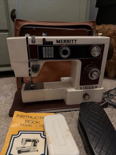 Vintage rare singer - rare,