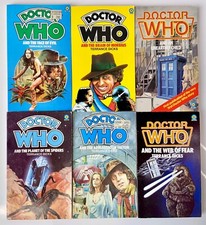 Lot 6 Terrance Dicks Dr Doctor