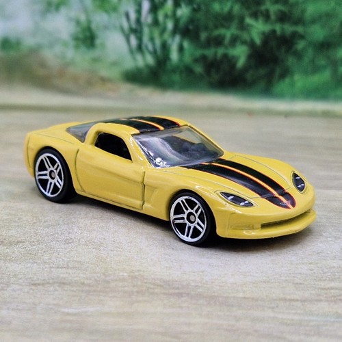 Hot wheels corvette diecast - corvette, c6