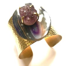LARGE VINTAGE AMETHYST CRYSTAL GEODE GOLD CUFF BANGLE / BRACELET