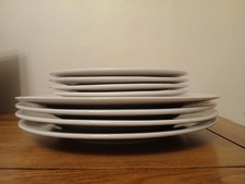 Plate Set 8 Piece white