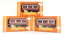 HORNBY 3 x R219 CALEDONIAN RAILWAY 4 WHEELED COACHES