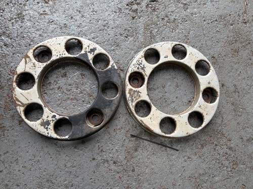 Truck wheel trims pair studs - trims, 8