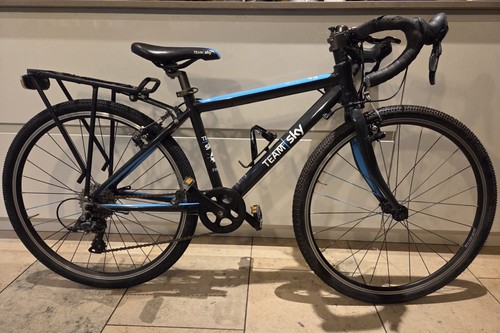 Frog road bike - road,