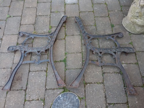 Cast iron bench legs - , with