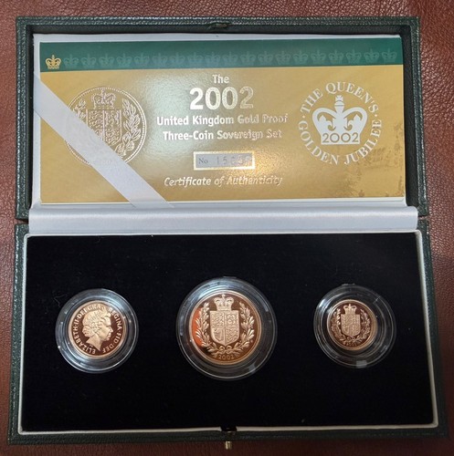 Royal mint 2002 - golden, jubilee