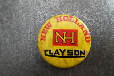 New Holland Clayson Combine Harvester Pin Badge Button (L5B)