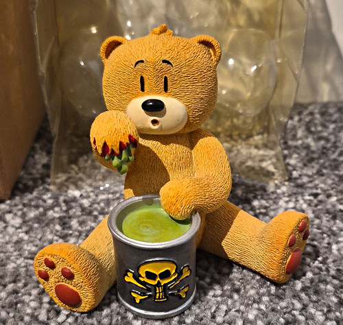 Bad taste bears - taste, 2001