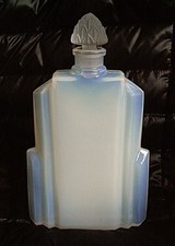 Art Deco Opaline Glass Bottle, Ref. “FRANCE”, Sabino/E. L. Etling Style, Circa 1930/40