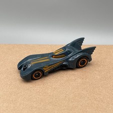 Hot Wheels 1989 Batmobile Dark Grey with Orange Accents 2017 FJX33 B8