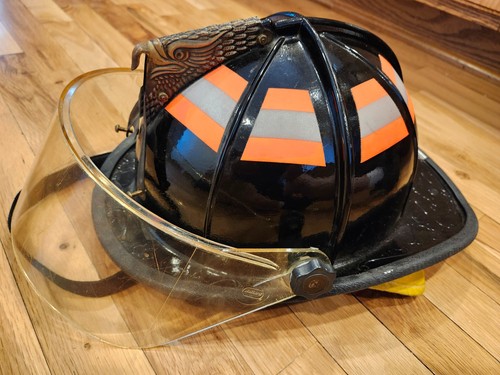 Black fire fighter - black,