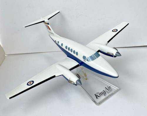 Large beechcraft b200 - b200, super