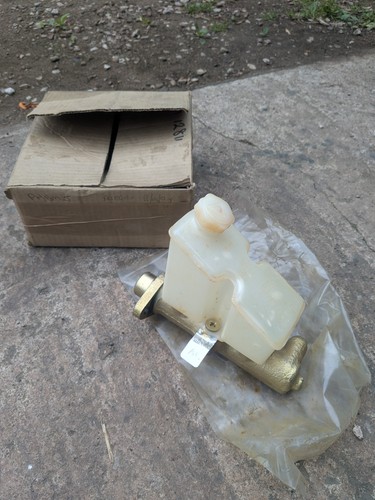 Brake master cylinder pump for - brake,