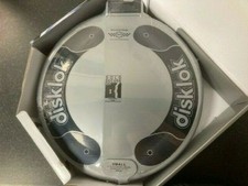 SMALL SILVER DISKLOK CAR